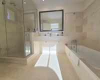 Resale - apartment - Benahavís - Benahavís Centro