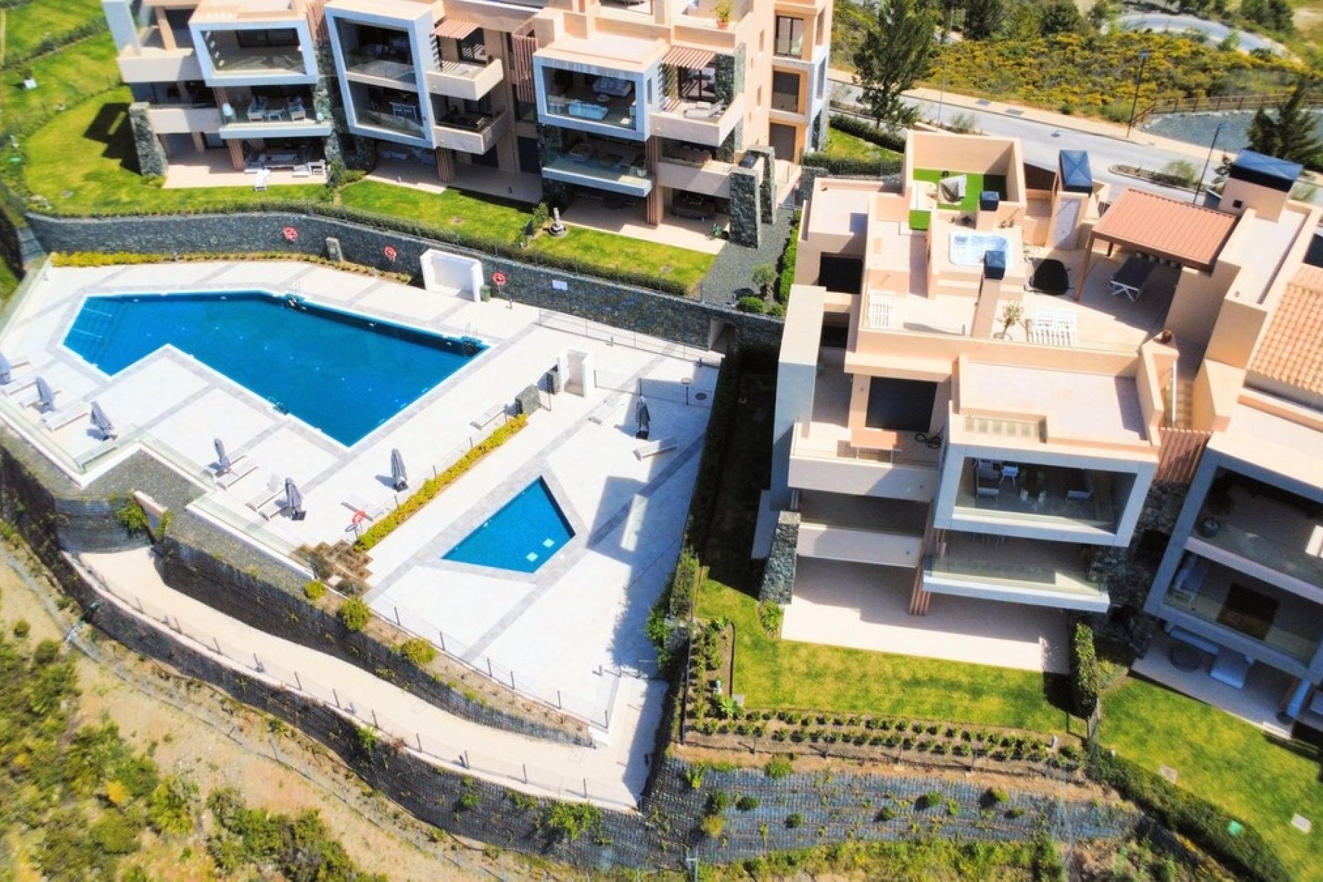 Resale - apartment - Benahavís - Benahavís Centro