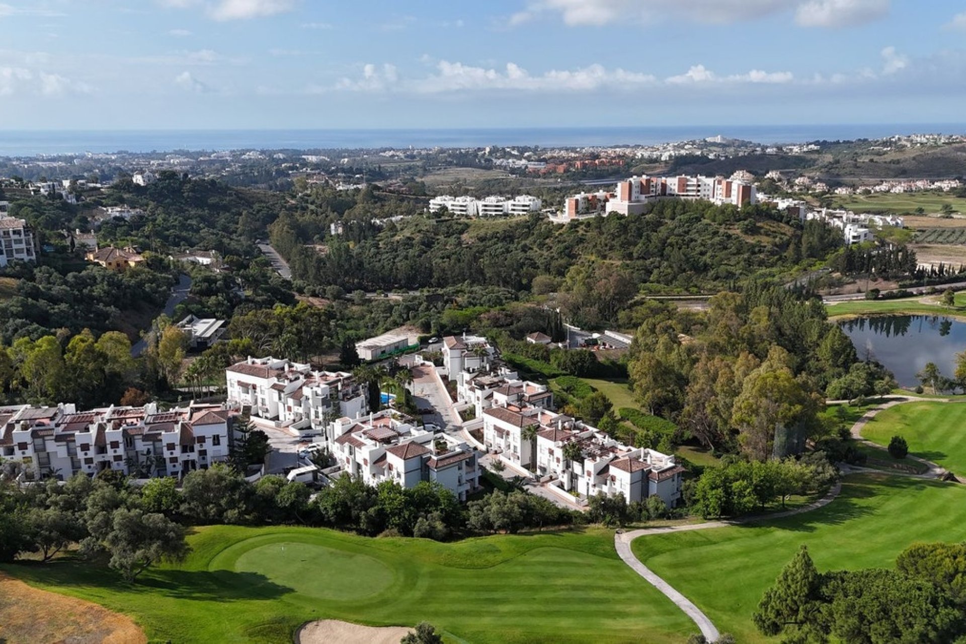 Resale - apartment - Benahavís - Benahavís Centro