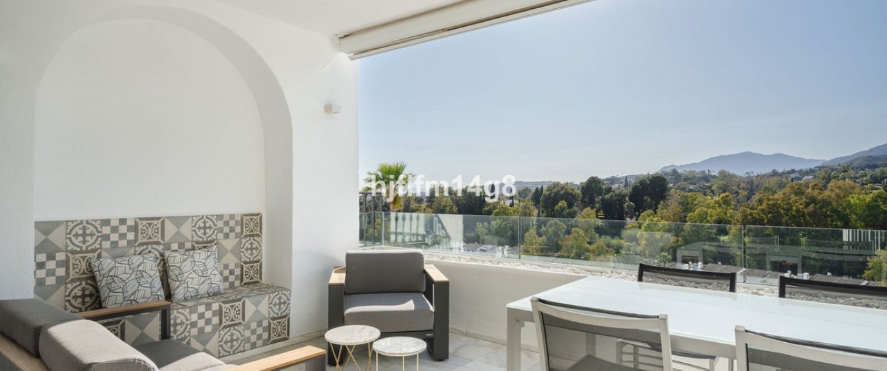 Resale - apartment - Benahavís - Benahavís Centro