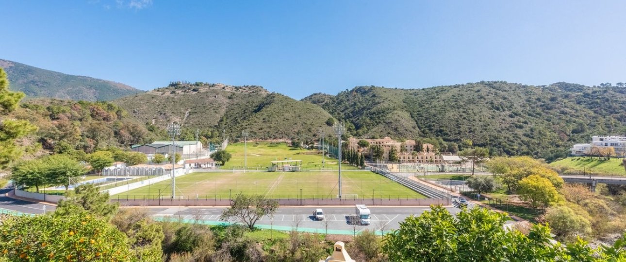 Resale - apartment - Benahavís - Benahavís Centro