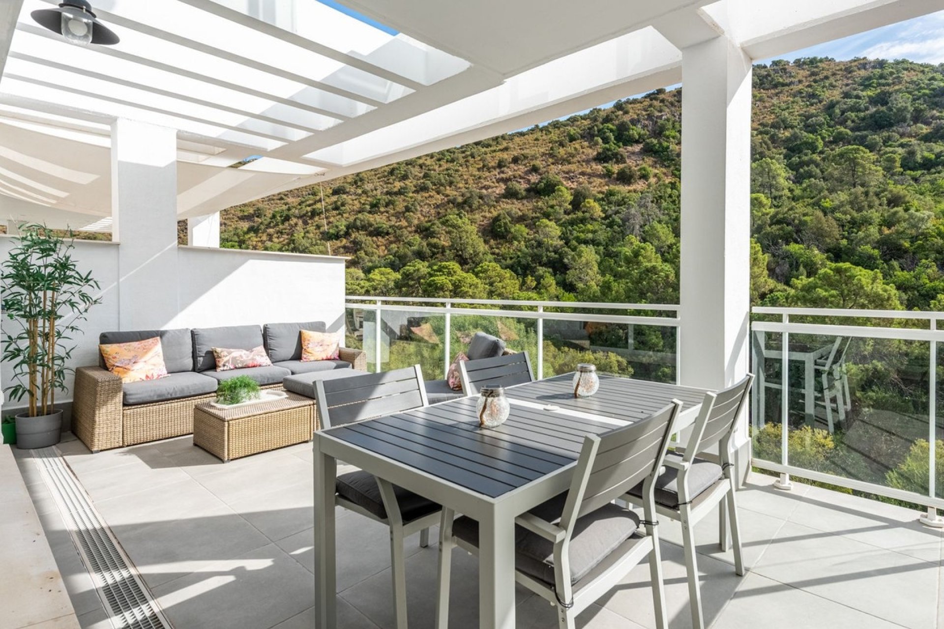 Resale - apartment - Benahavís - Benahavís Centro