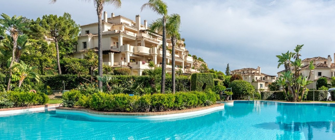 Resale - apartment - Benahavís - Benahavís Centro