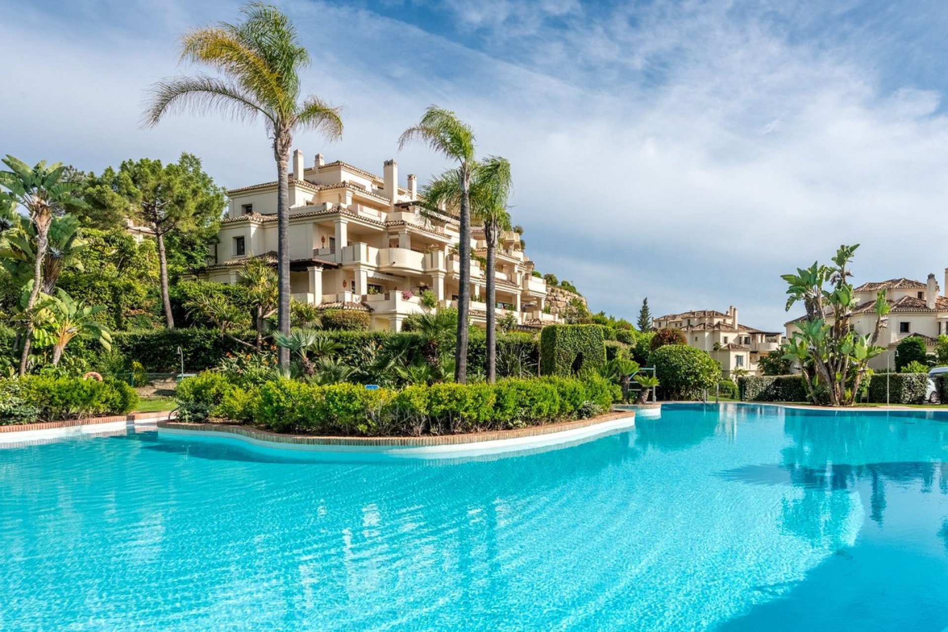 Resale - apartment - Benahavís - Benahavís Centro