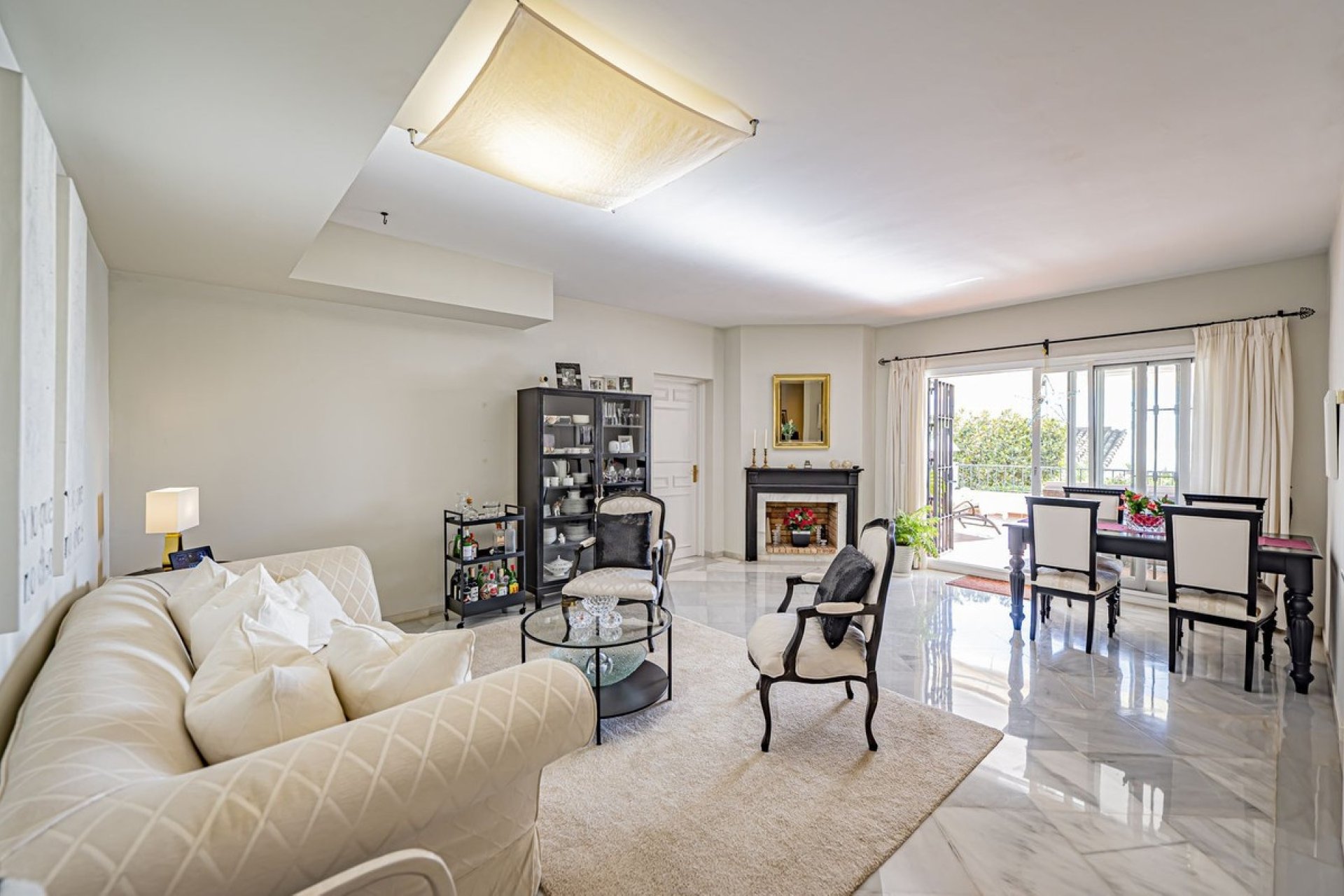 Resale - apartment - Benahavís - Benahavís Centro