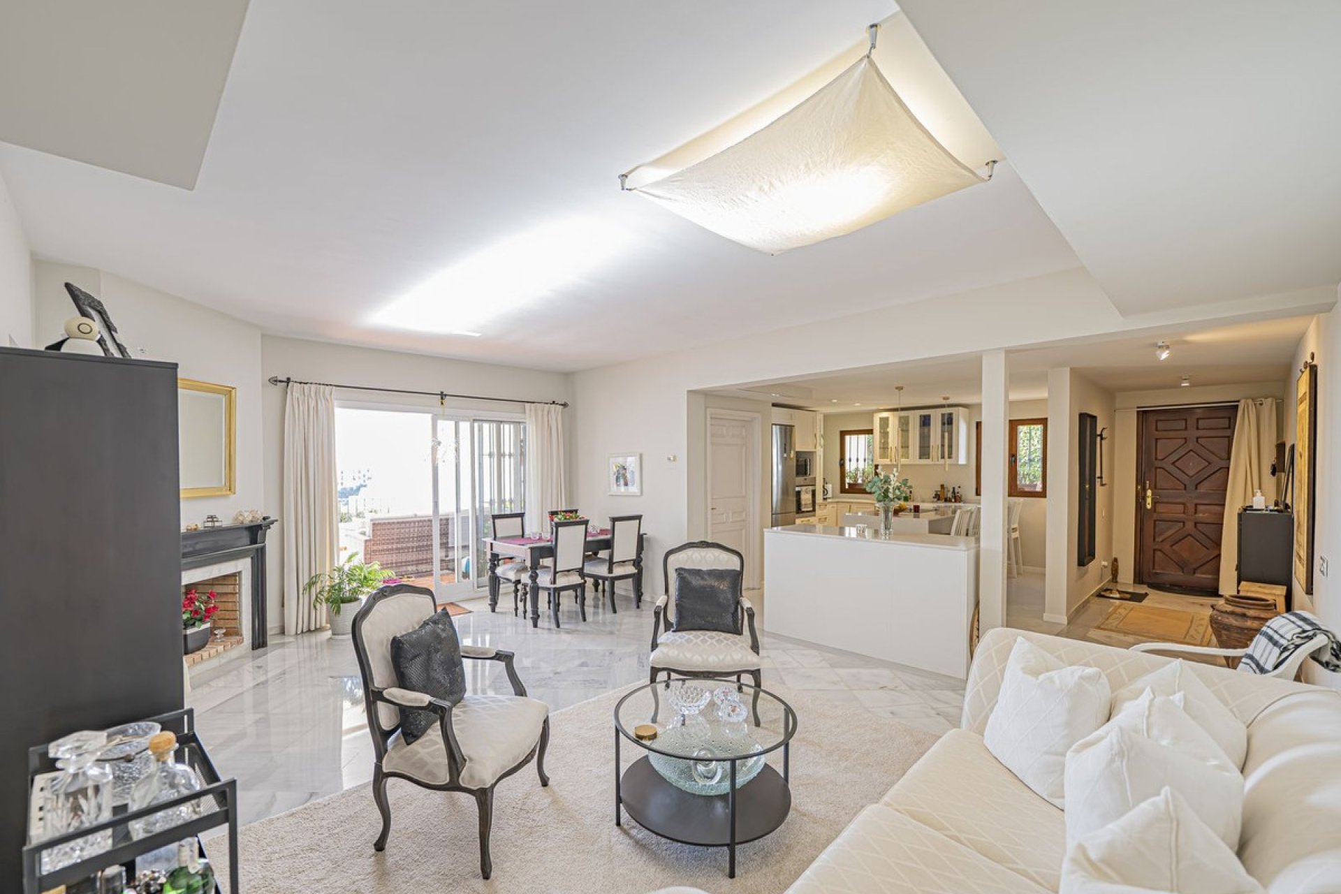Resale - apartment - Benahavís - Benahavís Centro