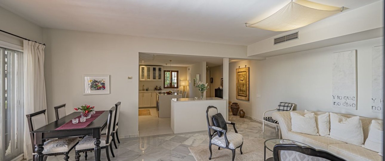Resale - apartment - Benahavís - Benahavís Centro
