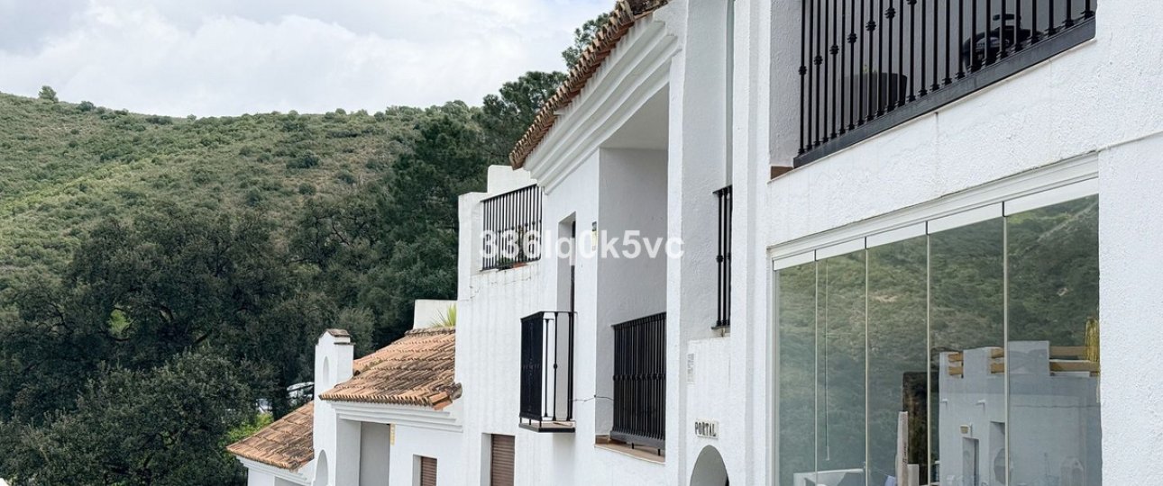 Resale - apartment - Benahavís - Benahavís Centro