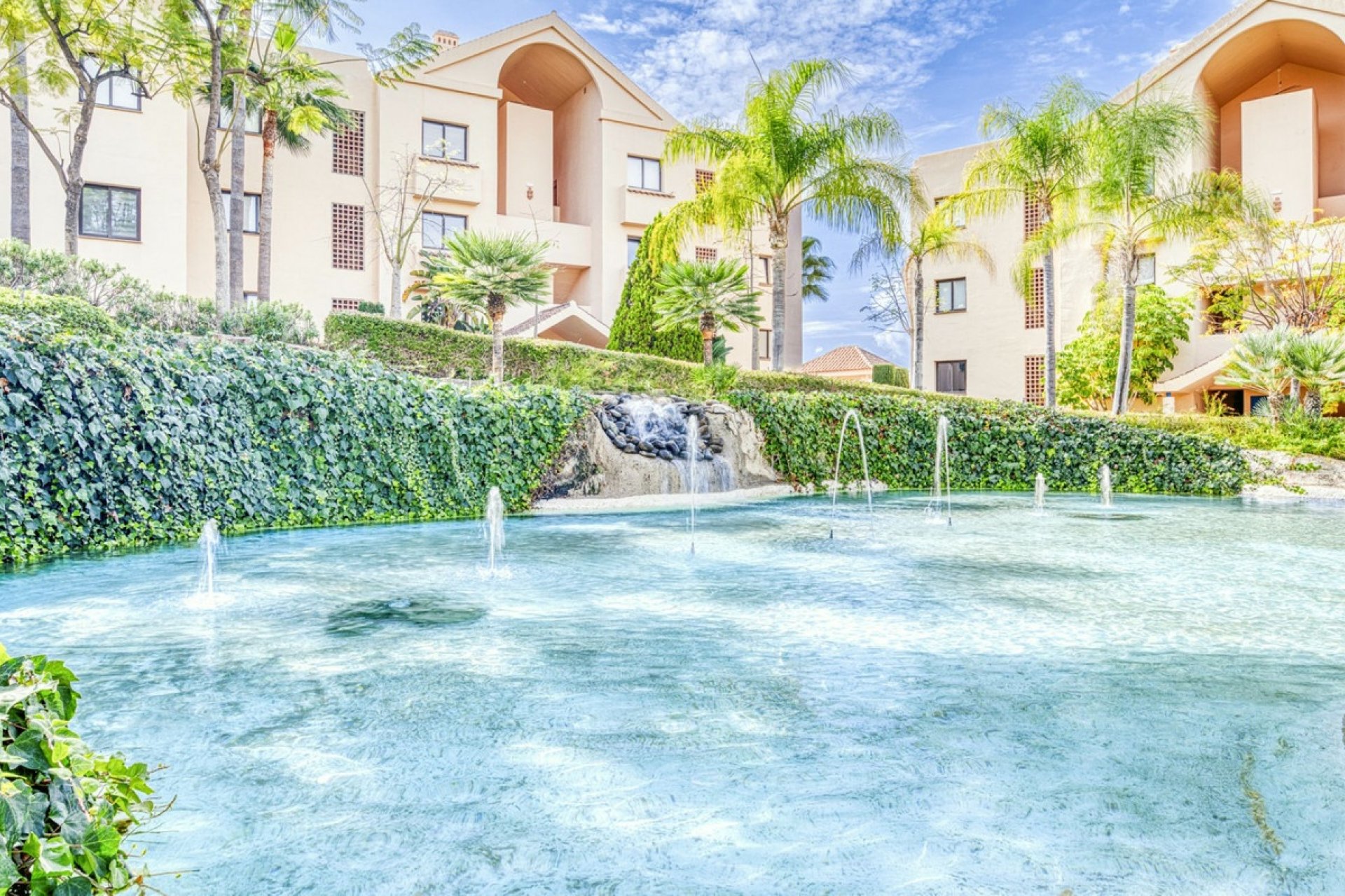 Resale - apartment - Benahavís - Benahavís Centro