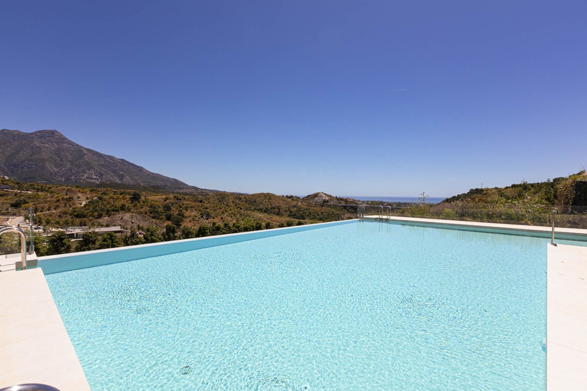 Resale - apartment - Benahavís - Benahavís Centro