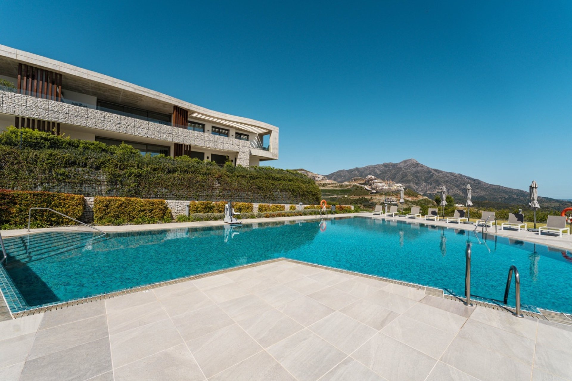 Resale - apartment - Benahavís - Benahavís Centro