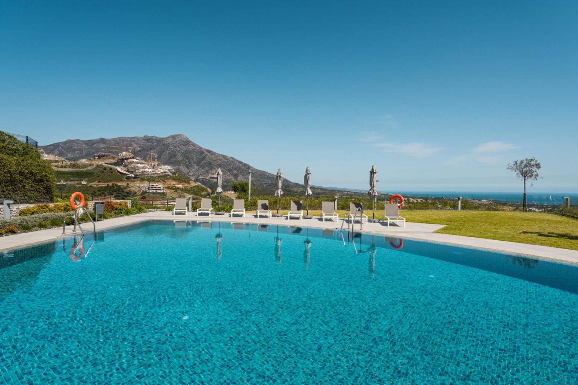 Resale - apartment - Benahavís - Benahavís Centro