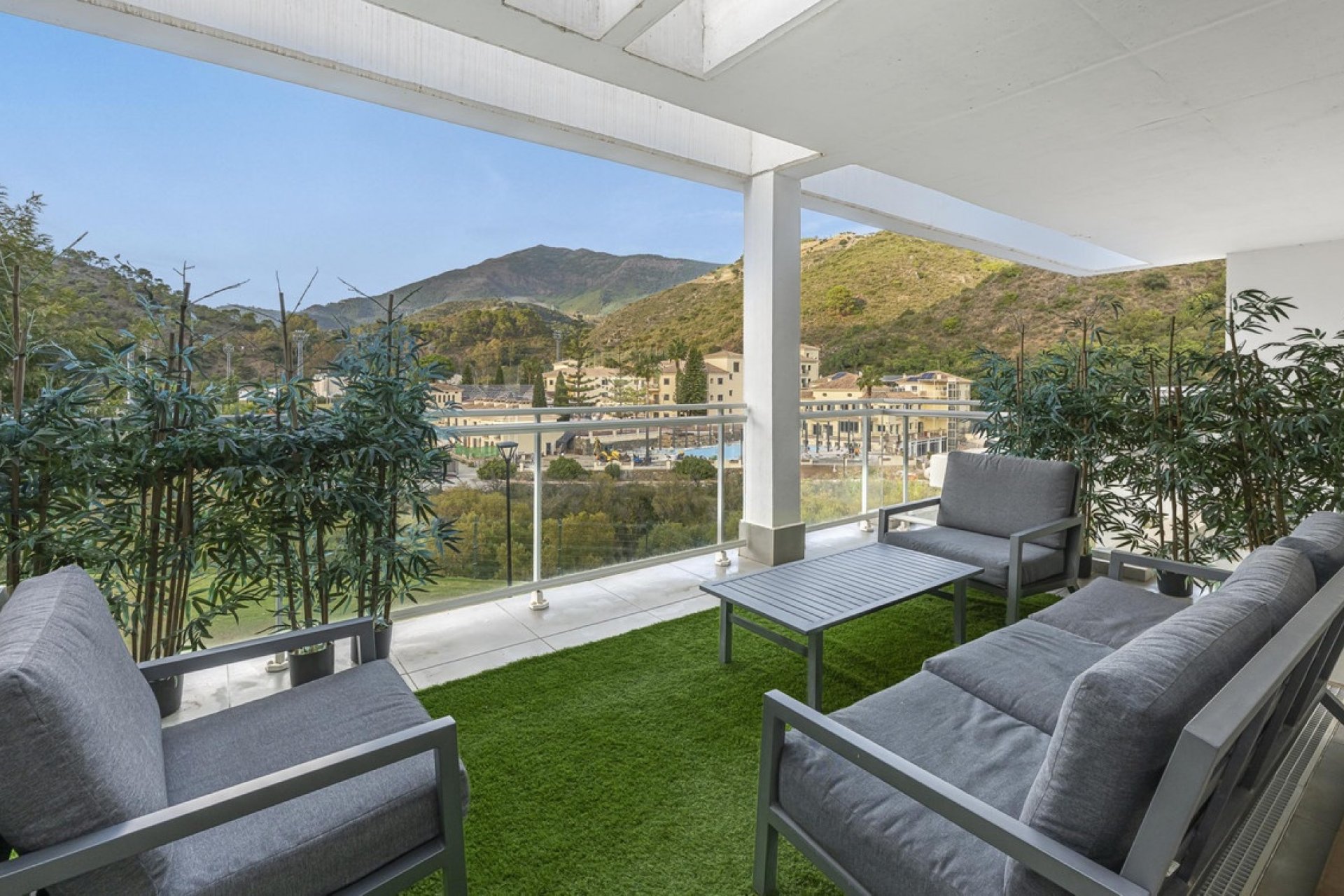 Resale - apartment - Benahavís - Benahavís Centro
