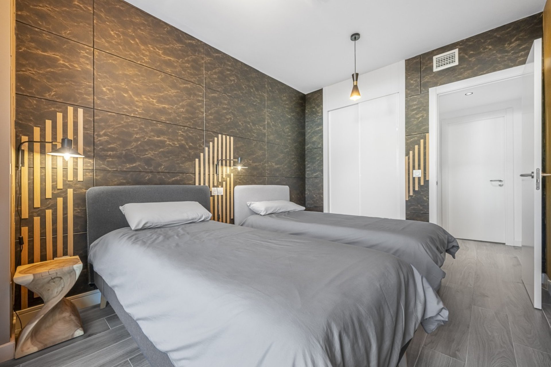 Resale - apartment - Benahavís - Benahavís Centro