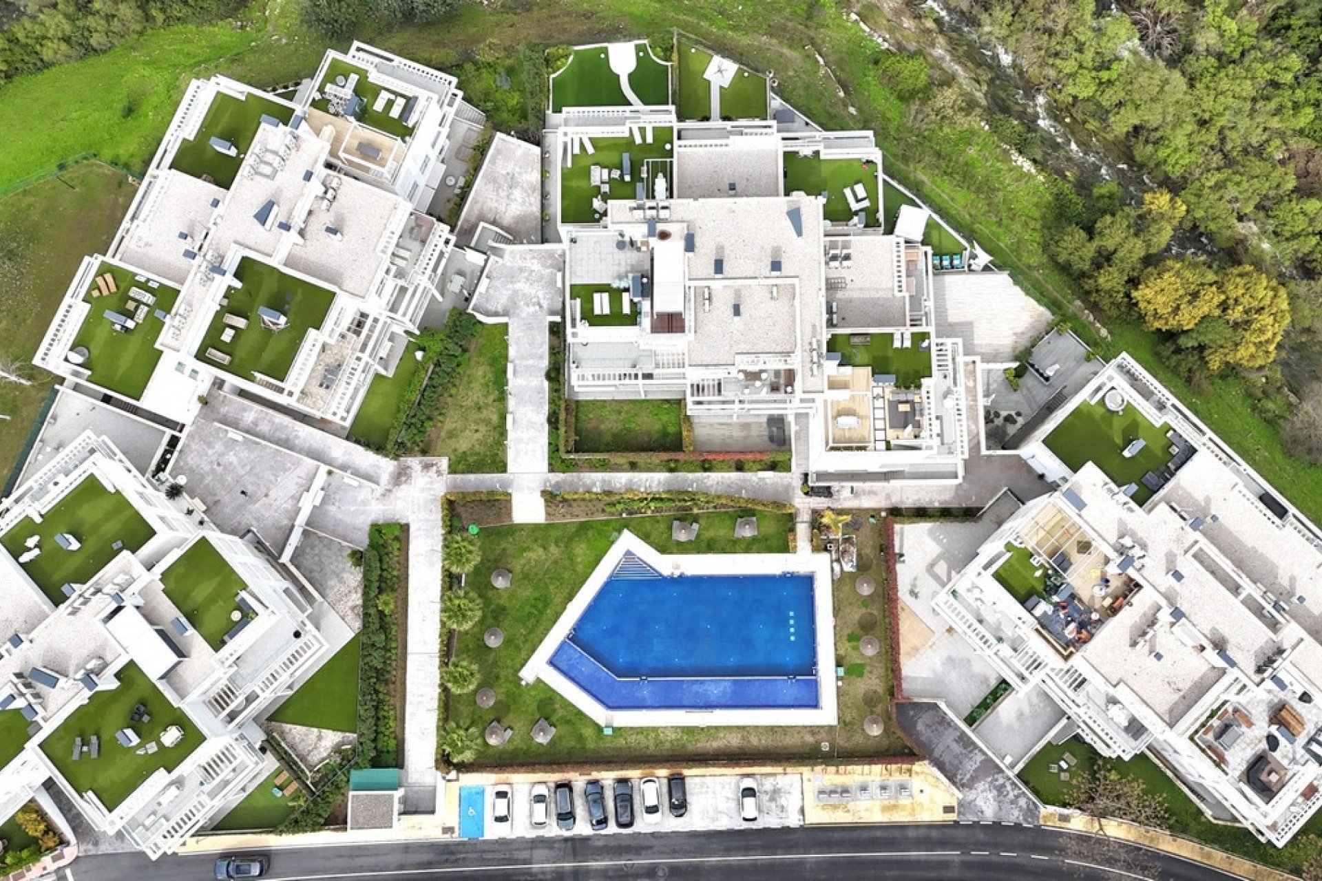 Resale - apartment - Benahavís - Benahavís Centro