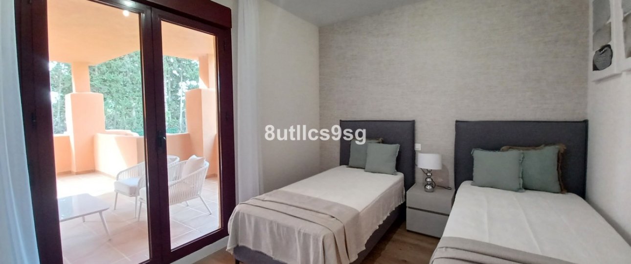 Resale - apartment - Benahavís - Benahavís Centro