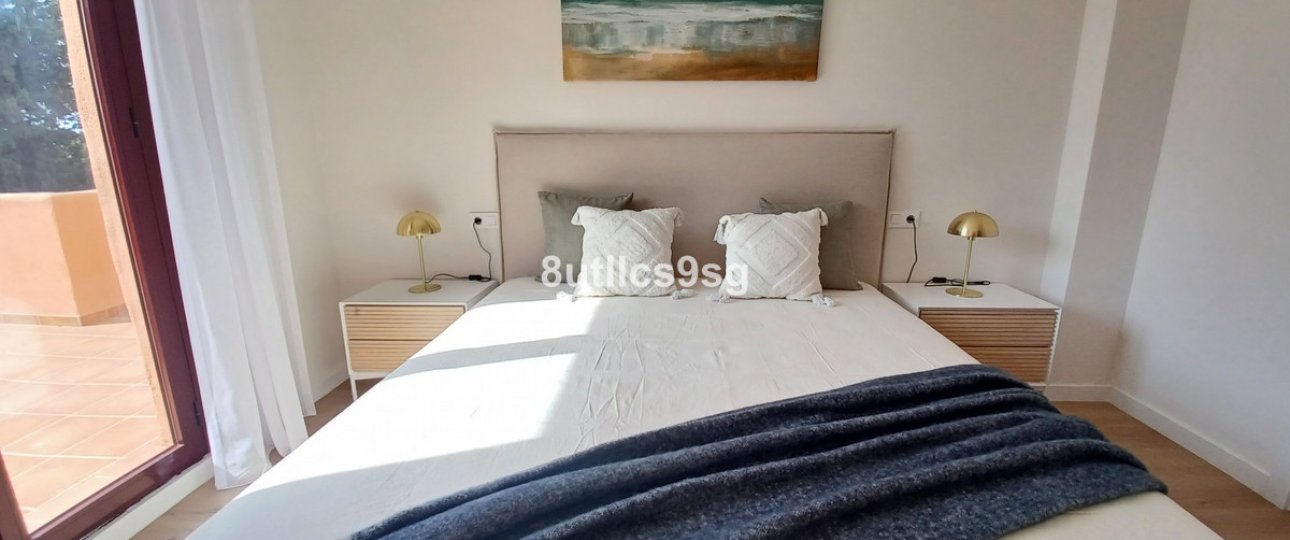 Resale - apartment - Benahavís - Benahavís Centro
