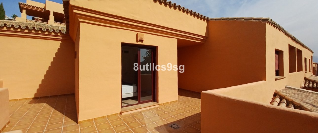 Resale - apartment - Benahavís - Benahavís Centro