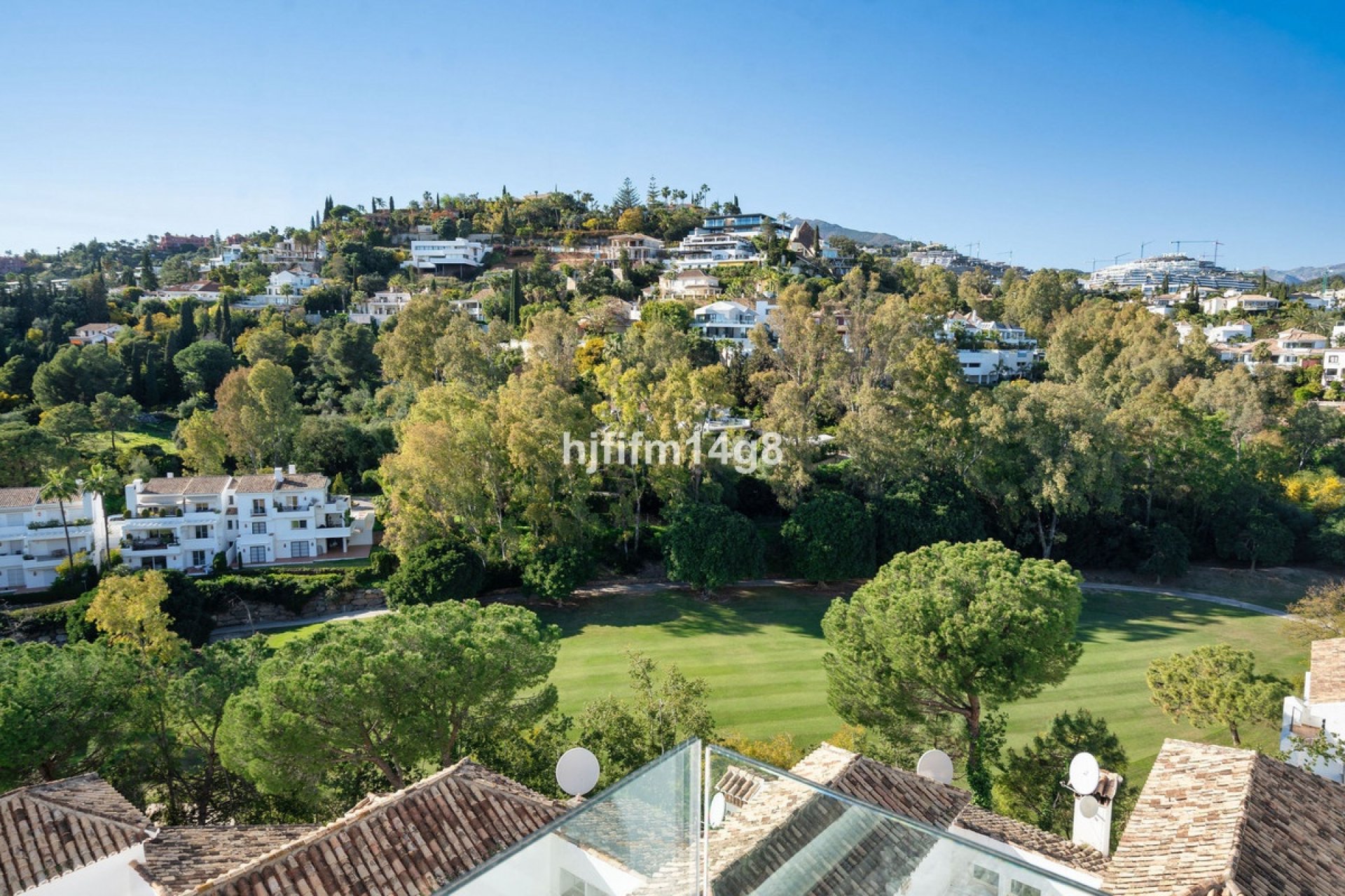 Resale - apartment - Benahavís - Benahavís Centro