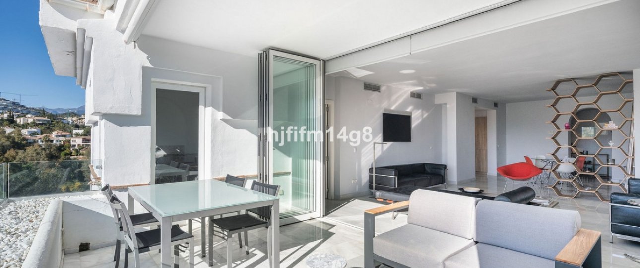 Resale - apartment - Benahavís - Benahavís Centro