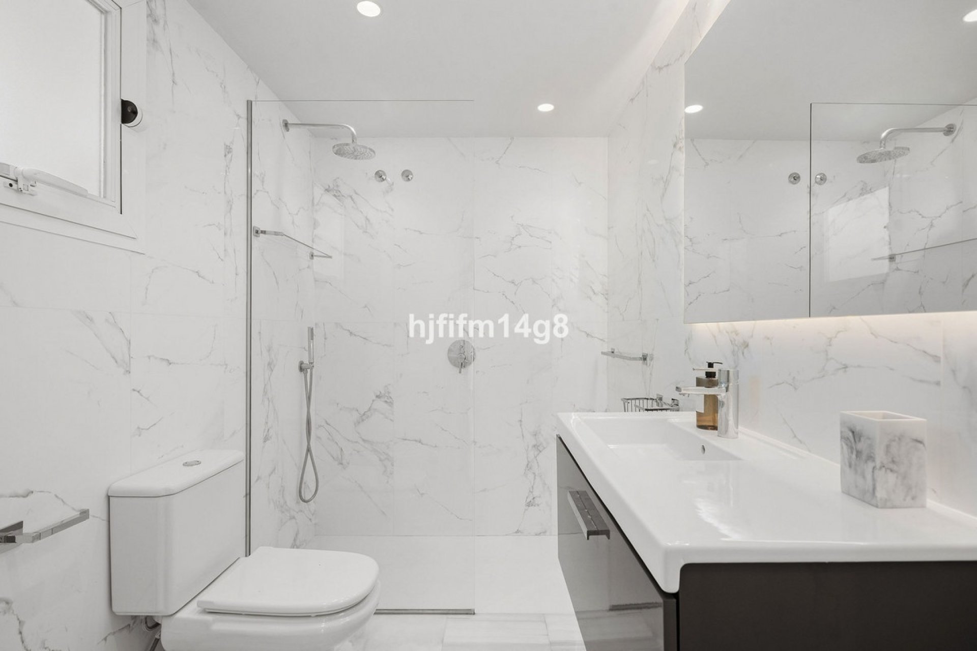 Resale - apartment - Benahavís - Benahavís Centro