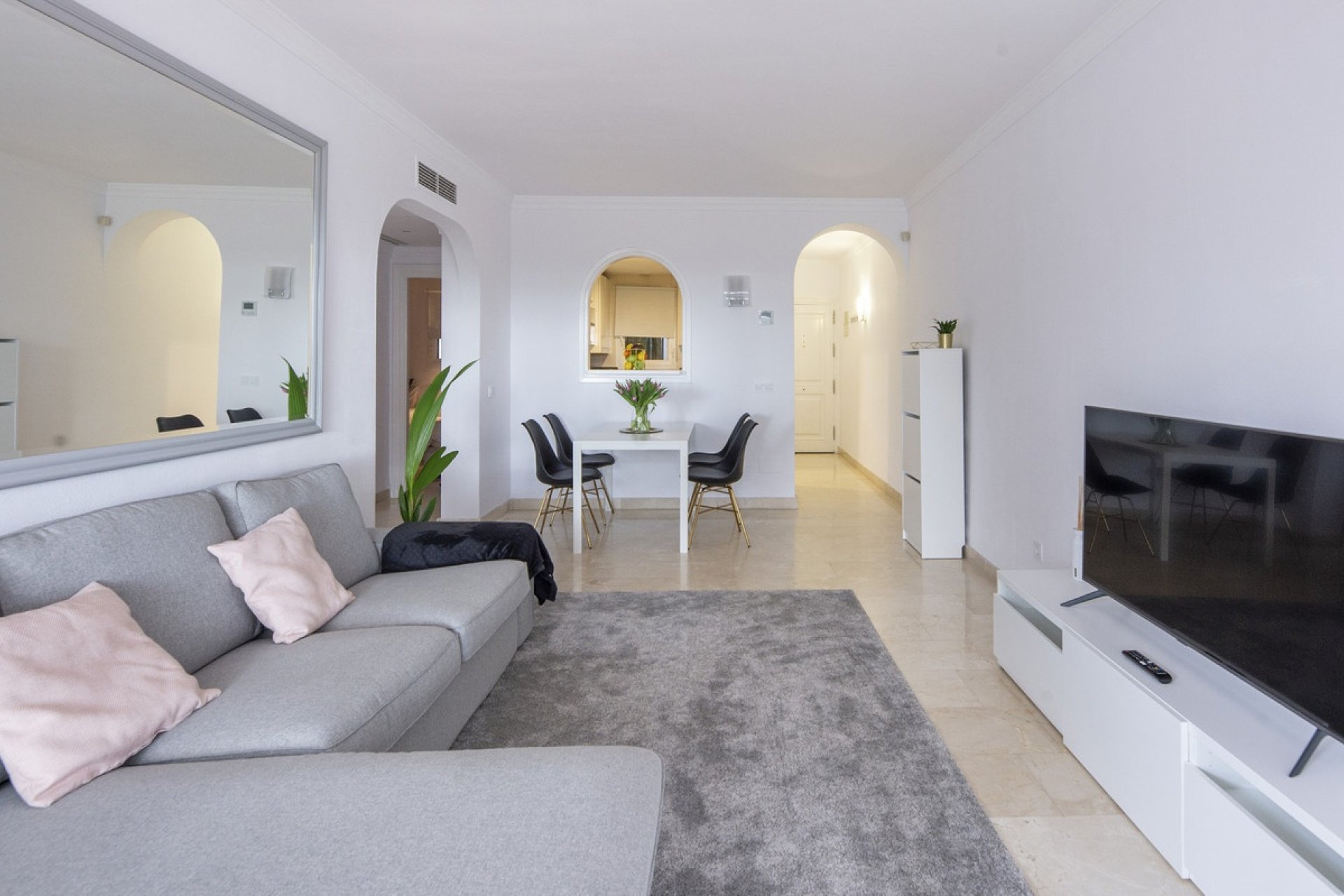 Resale - apartment - Benahavís - Benahavís Centro