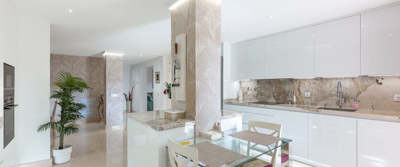 Resale - apartment - Benahavís - Benahavís Centro