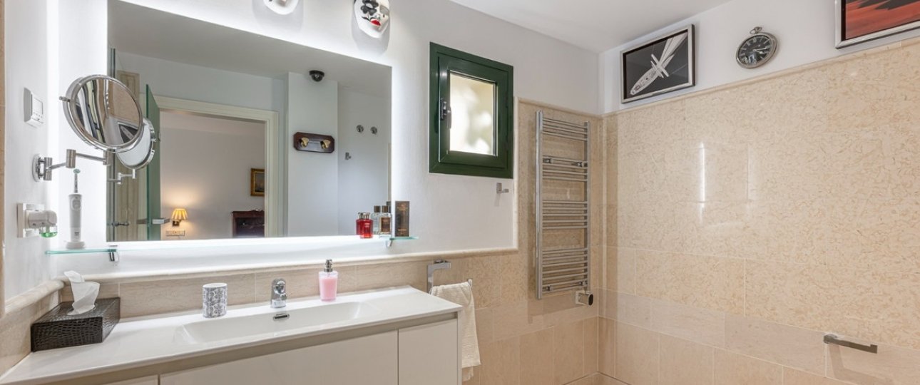 Resale - apartment - Benahavís - Benahavís Centro