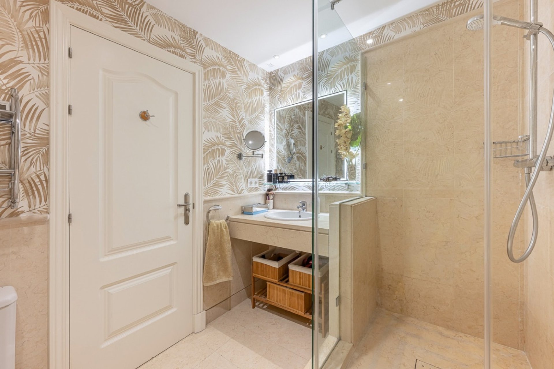 Resale - apartment - Benahavís - Benahavís Centro