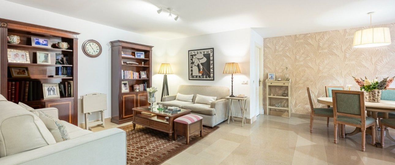 Resale - apartment - Benahavís - Benahavís Centro