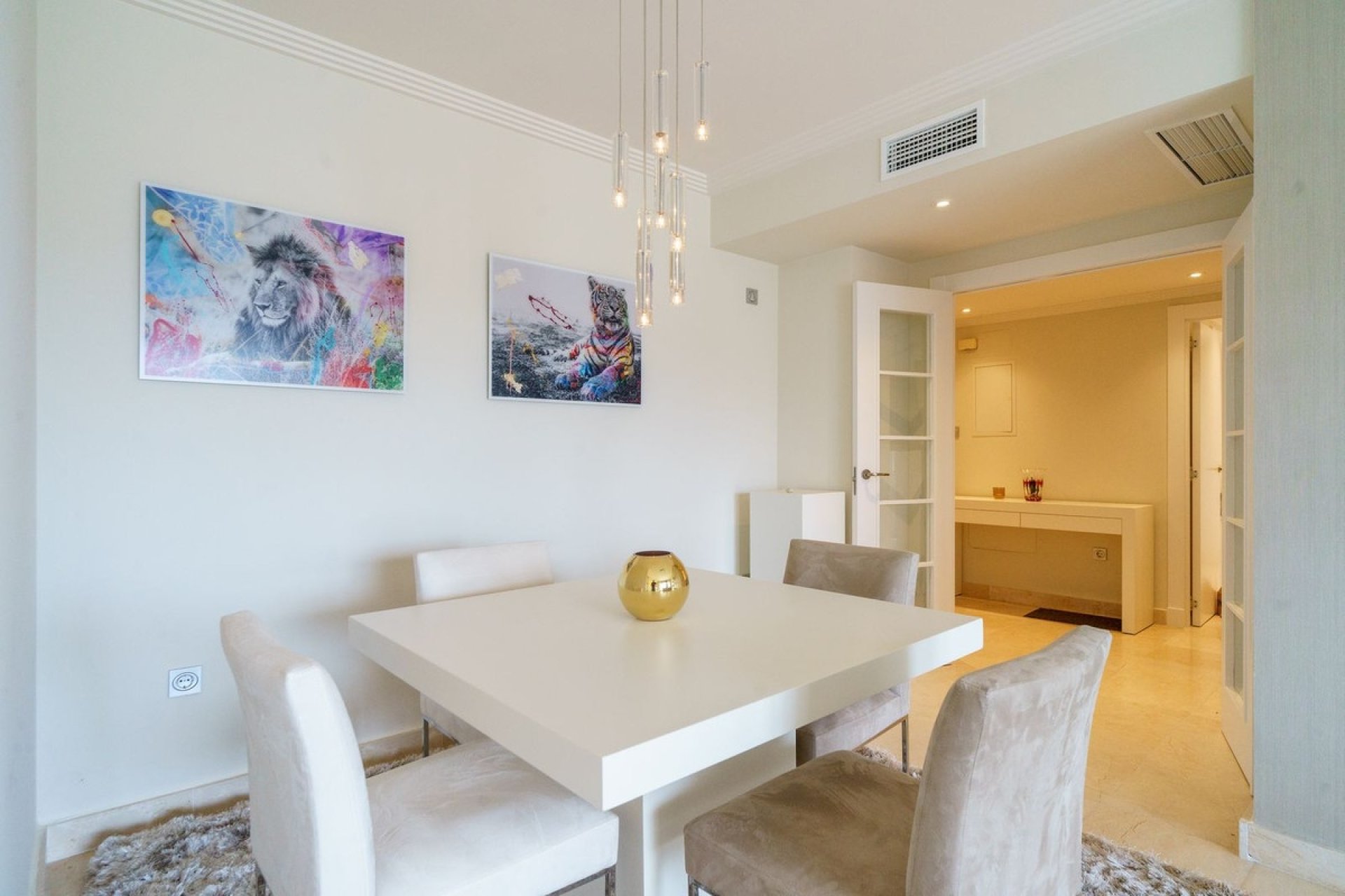 Resale - apartment - Benahavís - Benahavís Centro