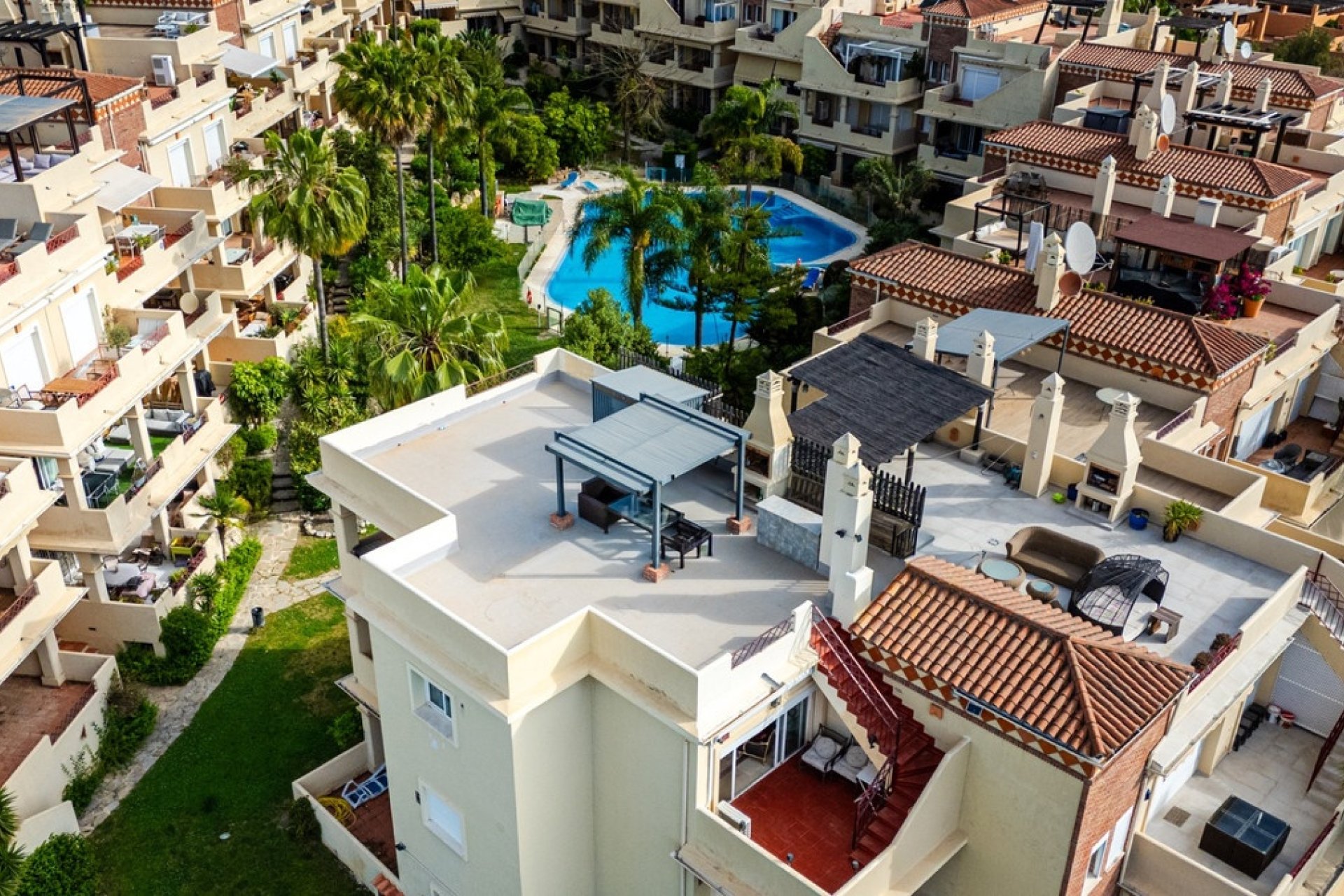 Resale - apartment - Benahavís - Benahavís Centro