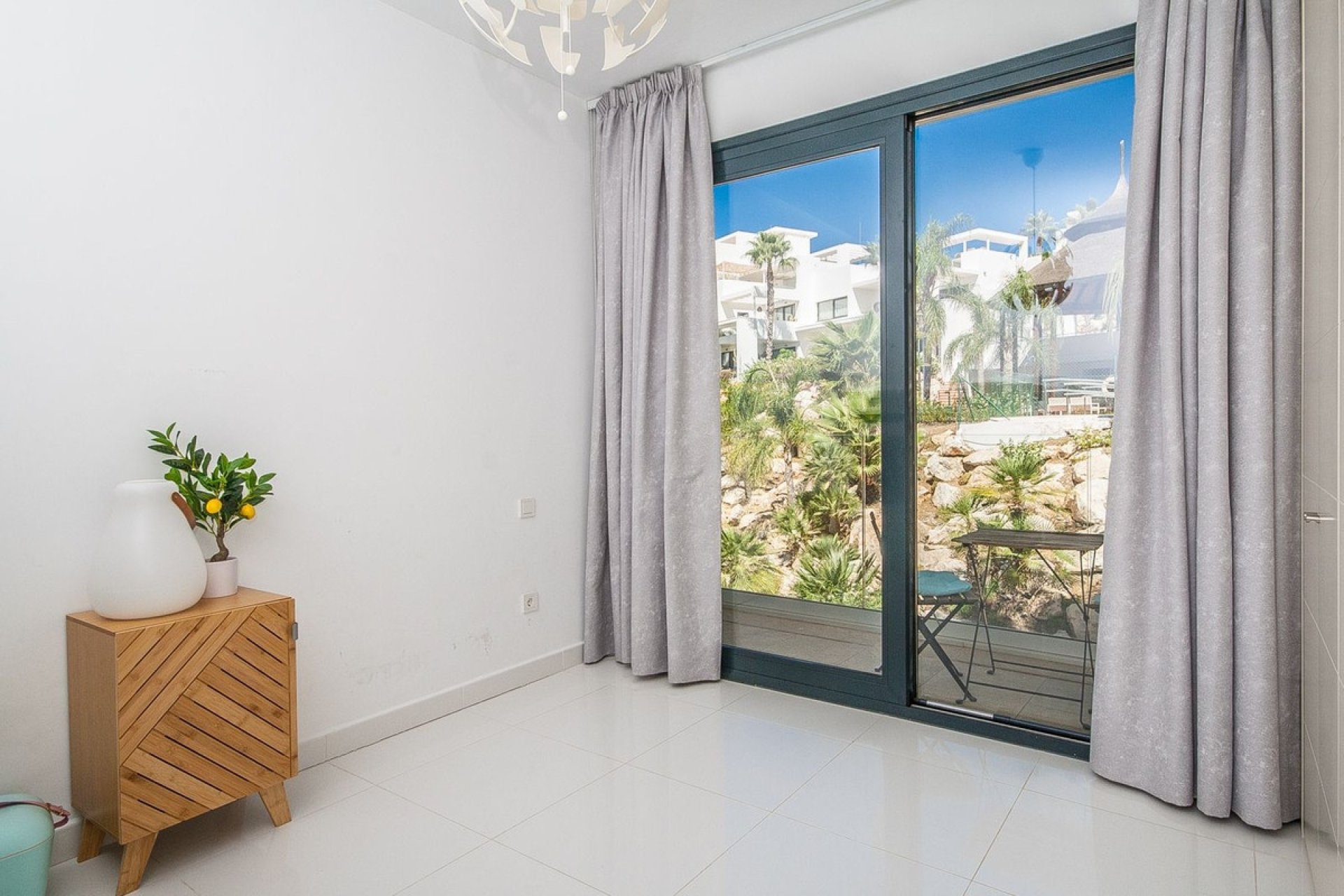 Resale - apartment - Benahavís - Benahavís Centro