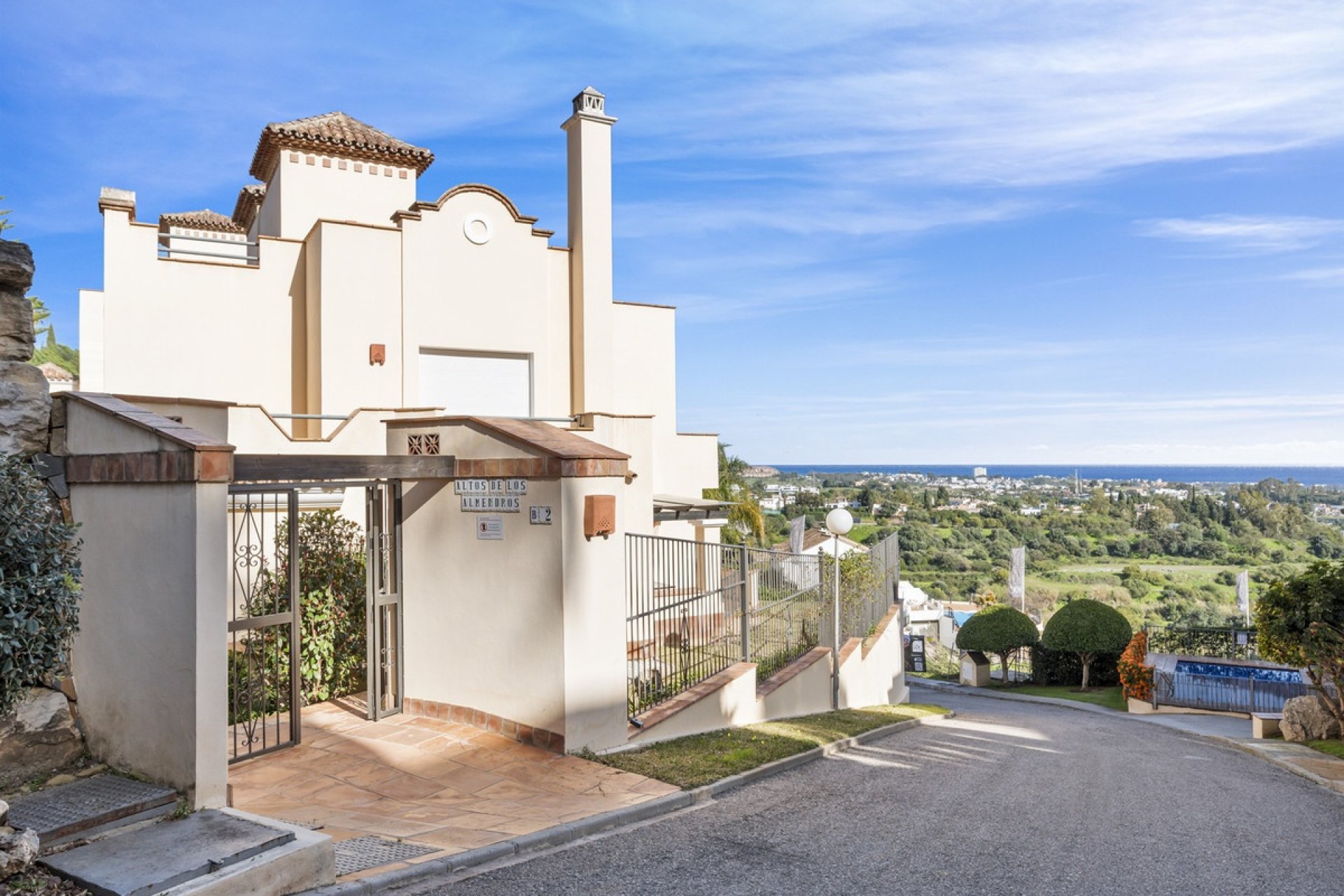 Resale - apartment - Benahavís - Benahavís Centro