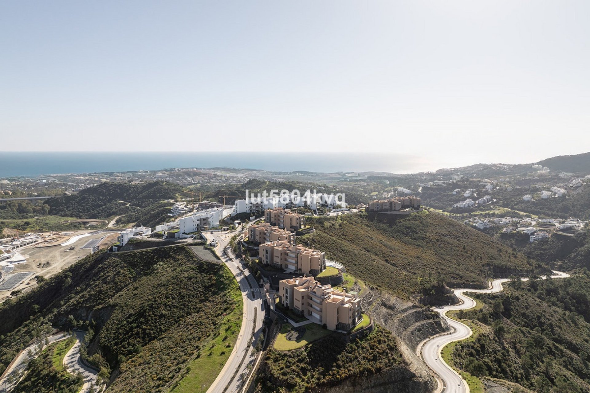 Resale - apartment - Benahavís - Benahavís Centro