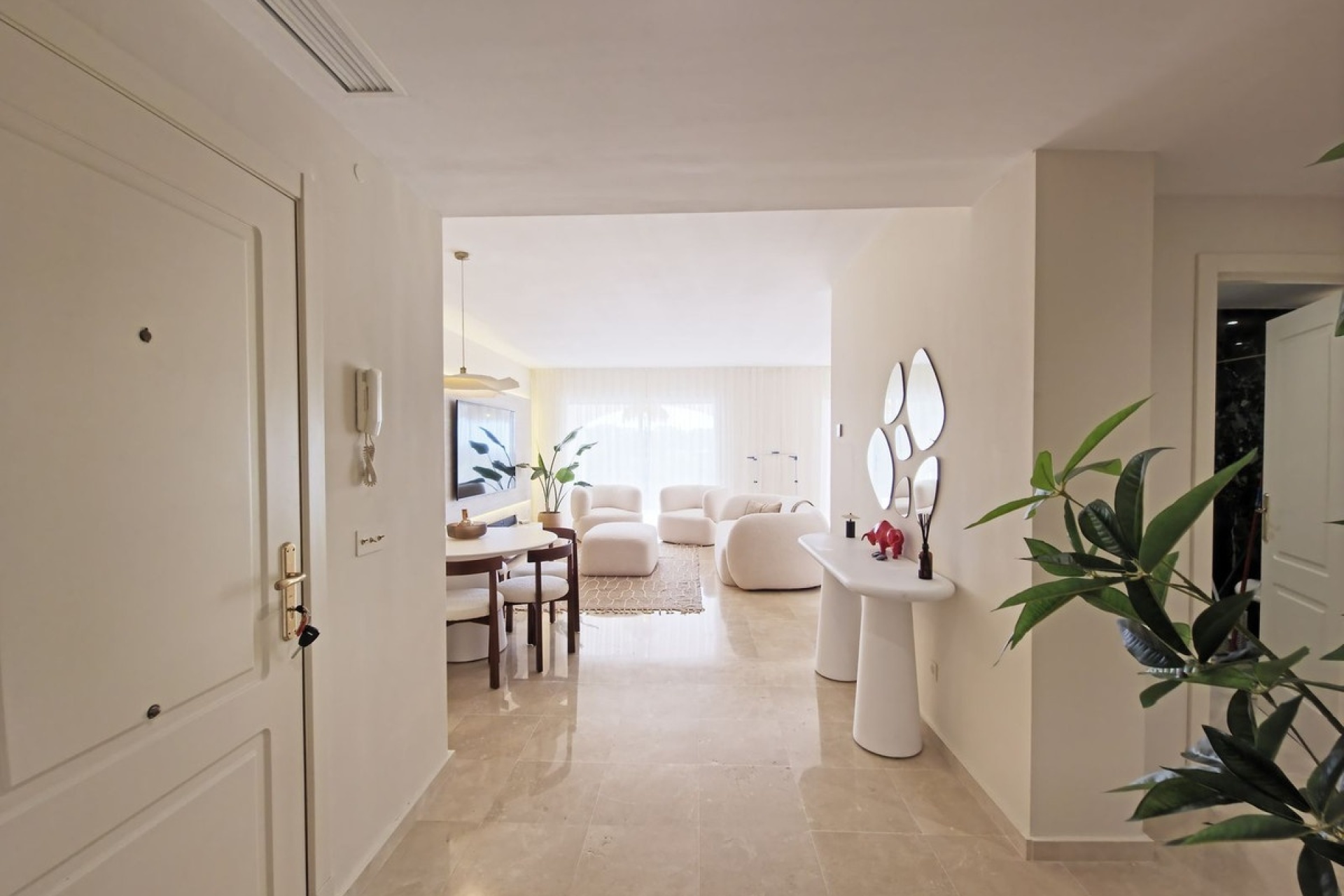 Resale - apartment - Benahavís - Benahavís Centro