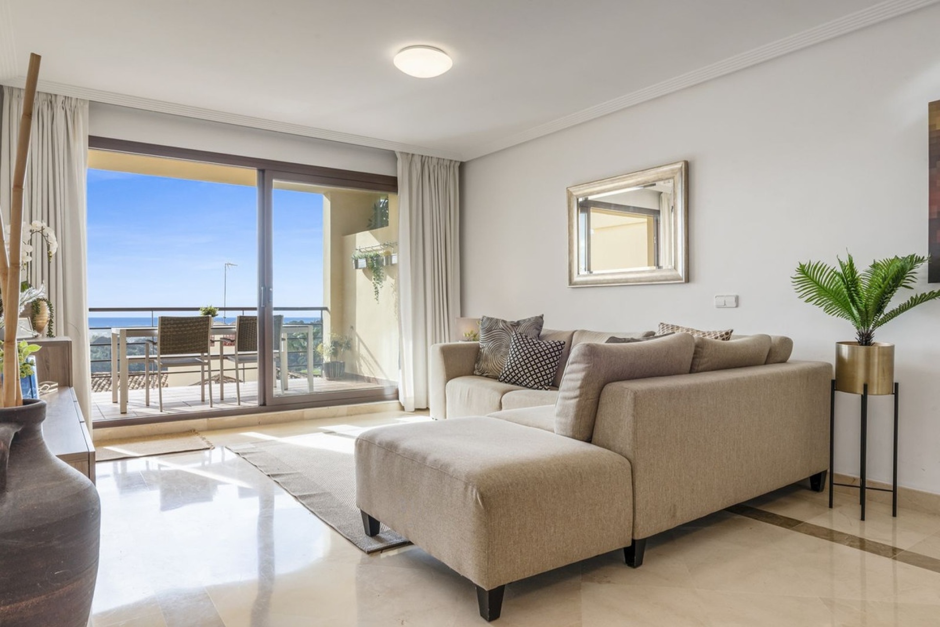 Resale - apartment - Benahavís - Benahavís Centro