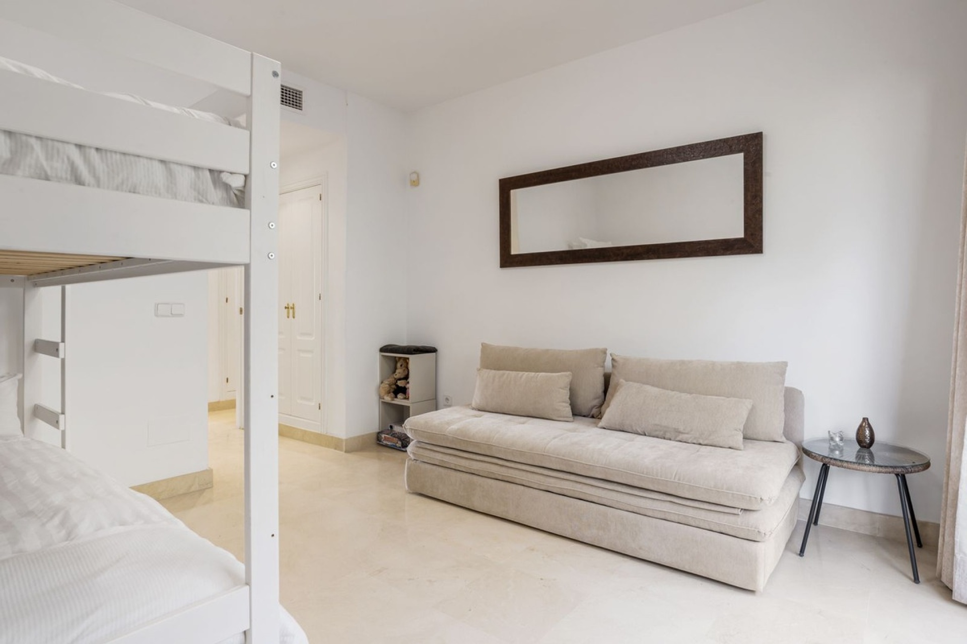 Resale - apartment - Benahavís - Benahavís Centro