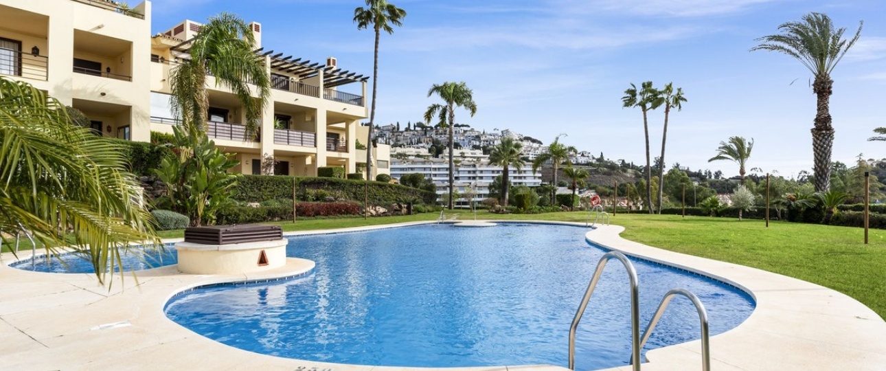 Resale - apartment - Benahavís - Benahavís Centro