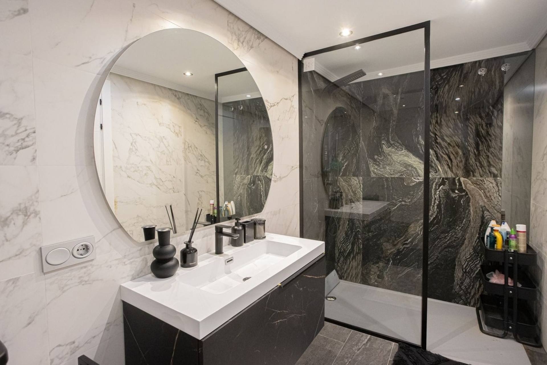 Resale - apartment - Benahavís - Benahavís Centro