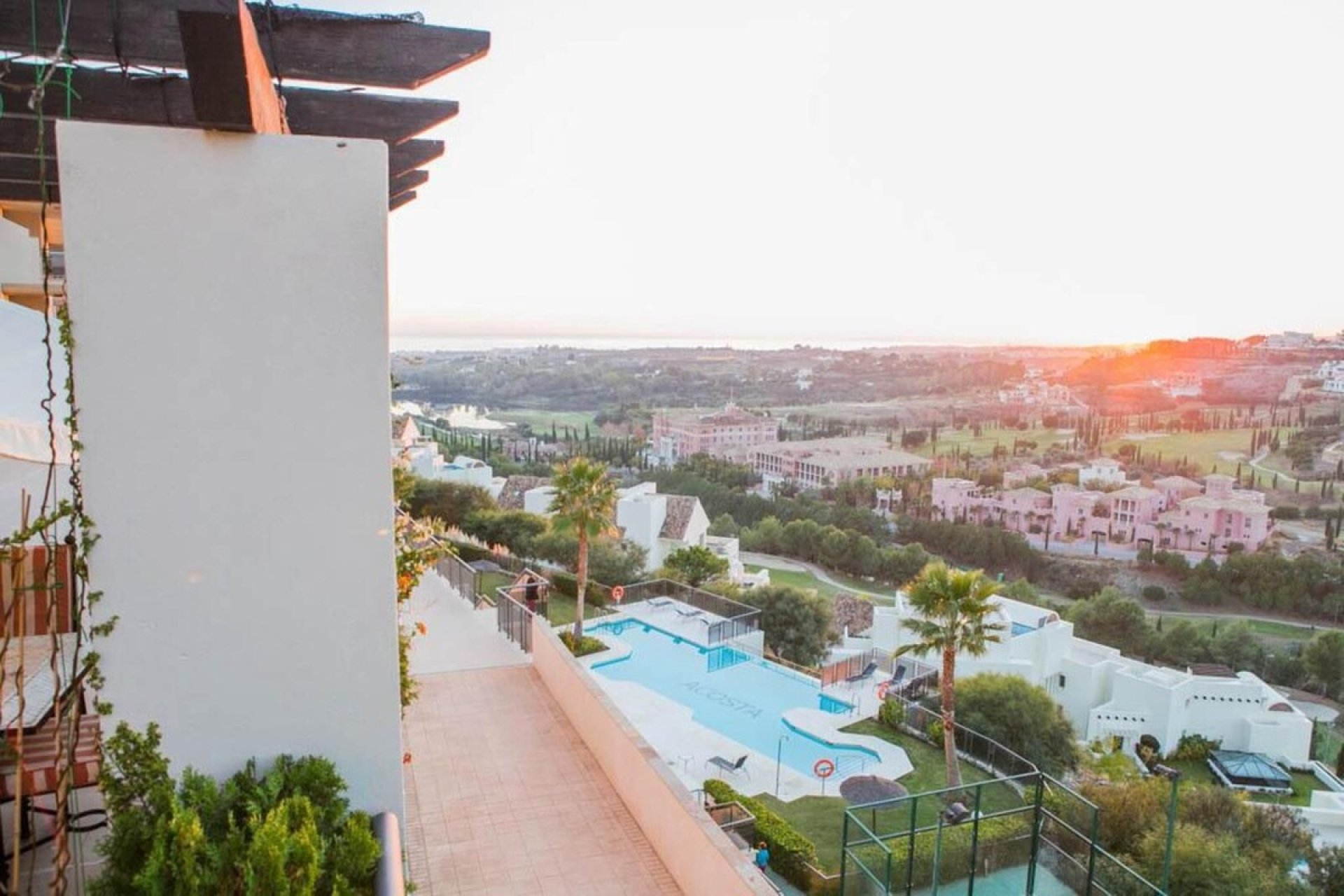 Resale - apartment - Benahavís - Benahavís Centro