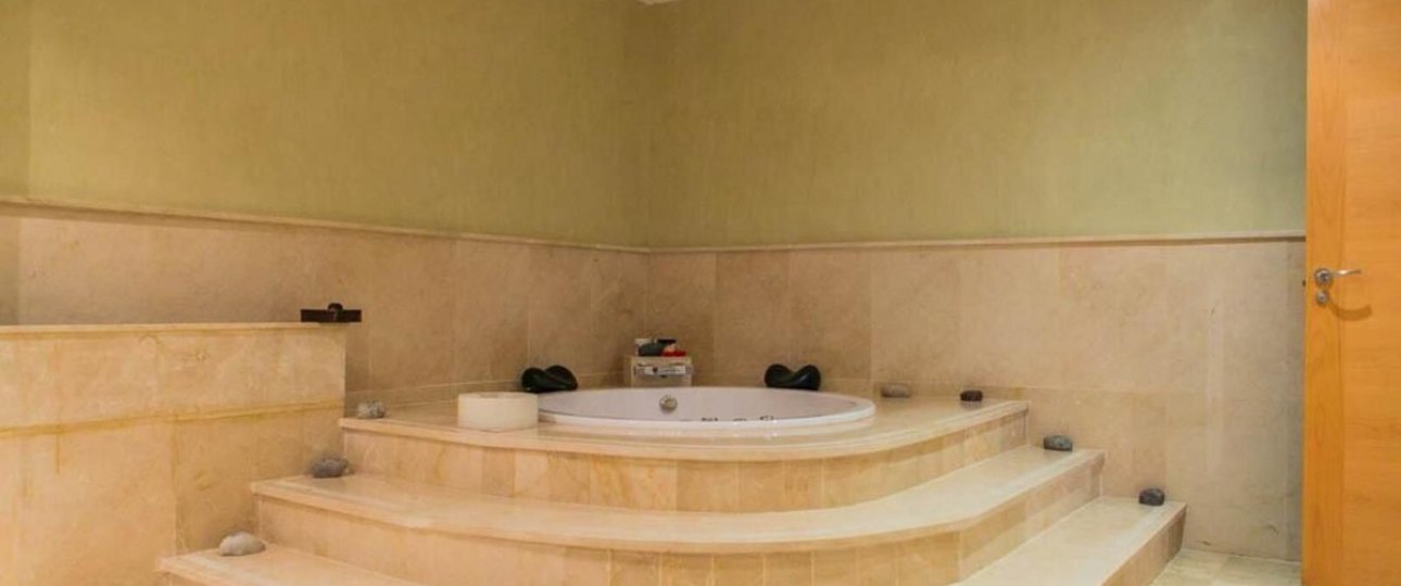 Resale - apartment - Benahavís - Benahavís Centro