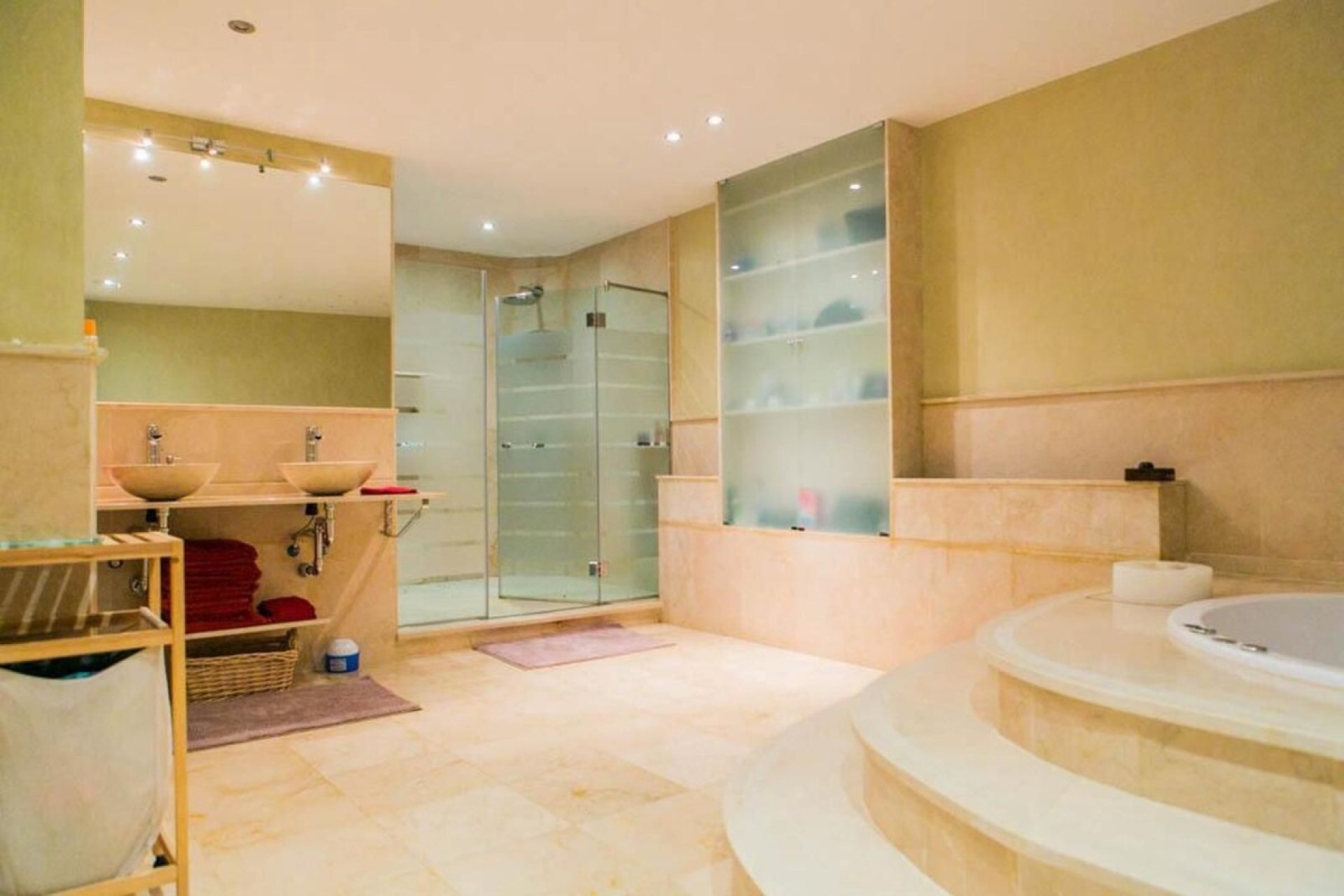 Resale - apartment - Benahavís - Benahavís Centro