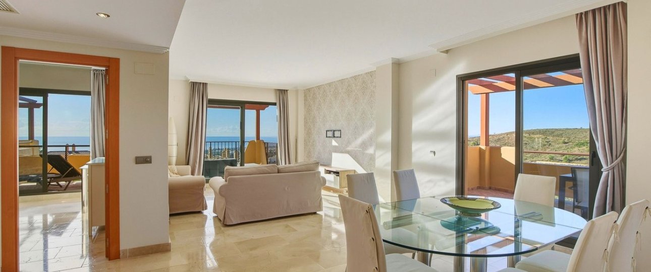 Resale - apartment - Benahavís - Benahavís Centro