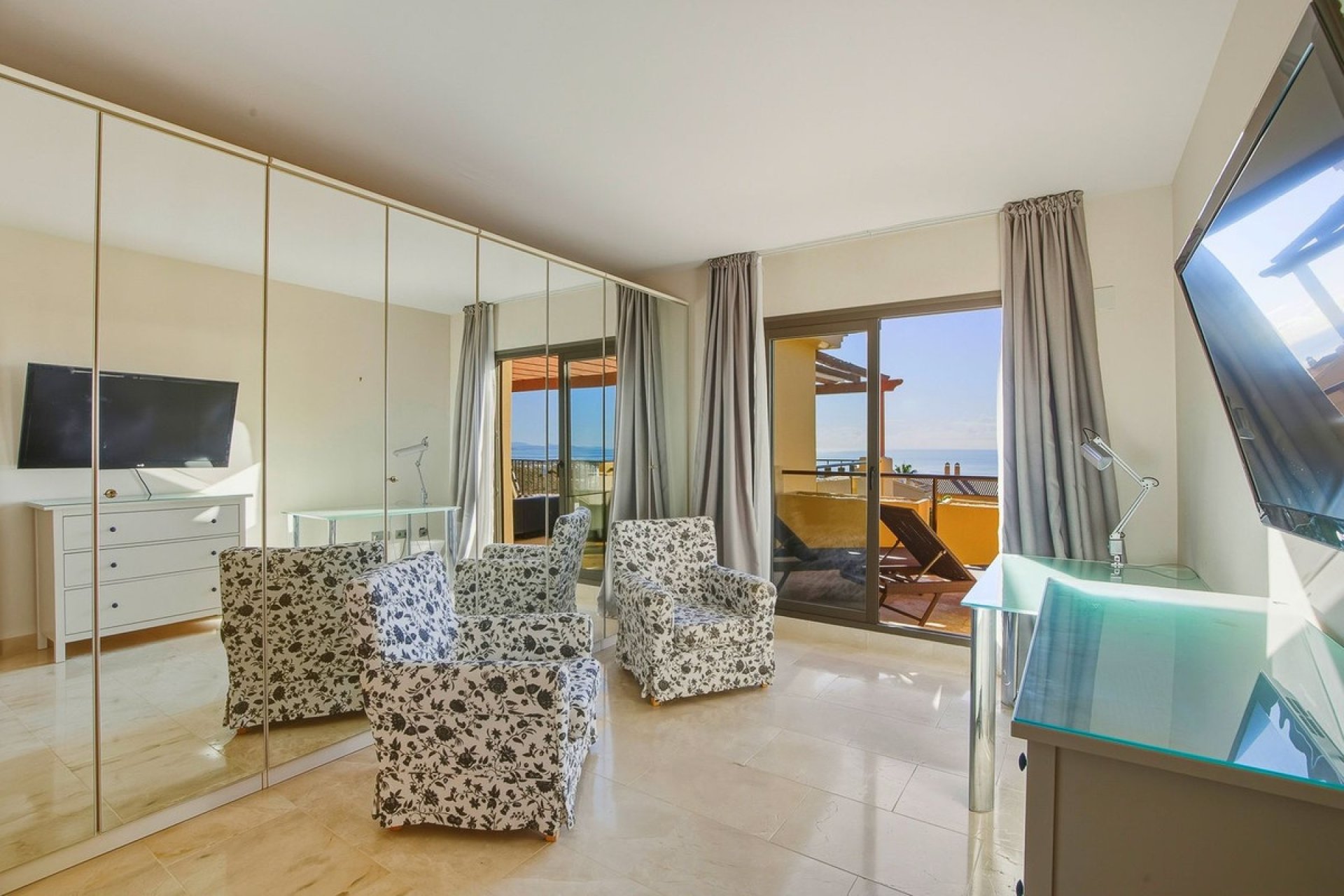 Resale - apartment - Benahavís - Benahavís Centro