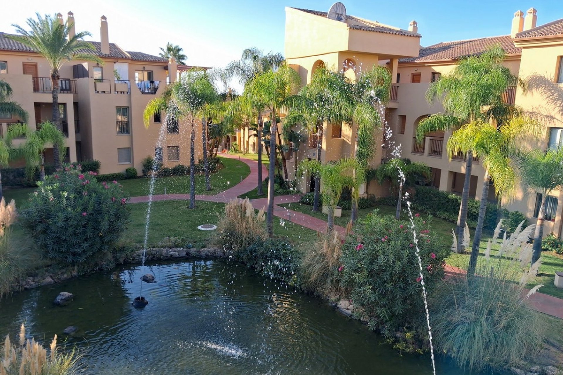 Resale - apartment - Benahavís - Benahavís Centro