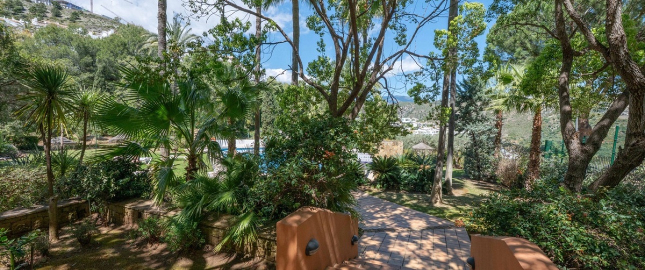 Resale - apartment - Benahavís - Benahavís Centro