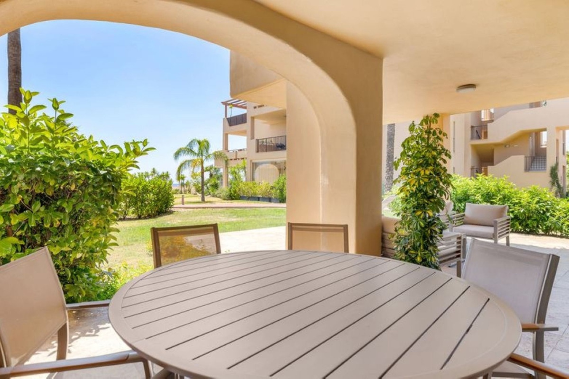Resale - apartment - Benahavís - Benahavís Centro