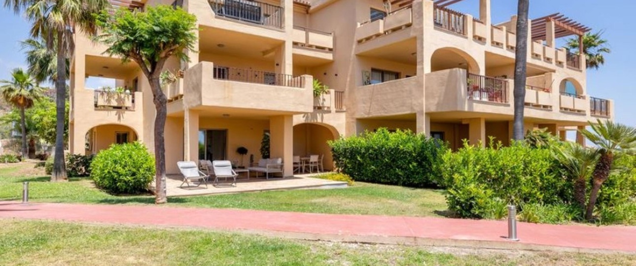 Resale - apartment - Benahavís - Benahavís Centro