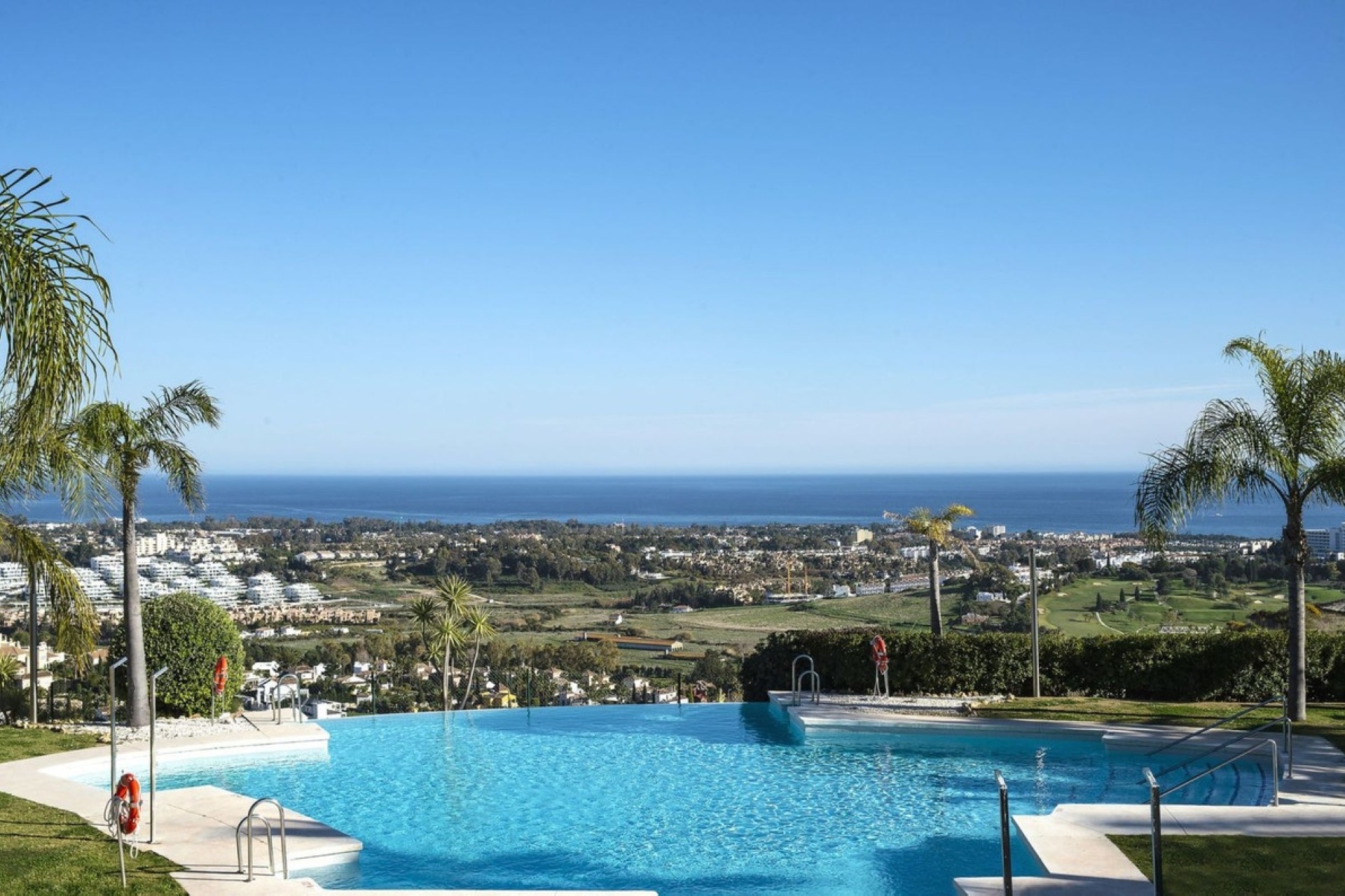 Resale - apartment - Benahavís - Benahavís Centro